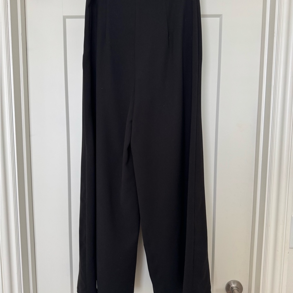 Chic Black Wide-Leg Trousers